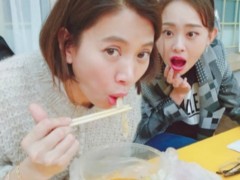 袁咏仪力挺梁小冰引围观 在节目中变身包租婆自毁形象