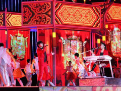 玖月奇迹录央视《新春嘉年华》 爱情长跑模范红装亮相