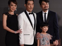 2017香港电影金像奖颁奖典礼众星私服PK 春夏彩裙飘飘对抗黑裙阵营