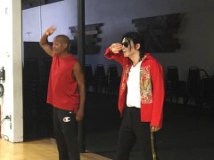 迈克尔杰克逊御用团队在美指导王杰克逊 全新巡回演唱蓄势待发