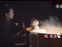 ������̽��baby���Ӻ���Ϊ��ϴ�� ����һ�仰�������λ�����