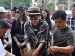 电视剧《火红的青春》开机 赫林直言和前辈合作受益匪浅