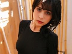 和女友滚床单过程 讲述我与女友啪啪 女友小伊被别人轮