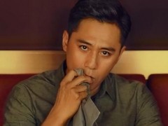 《老男孩》曝海报 刘烨林依晨挑战机长题材爱情