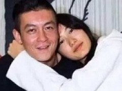 陈冠希化身炫娃奶爸 爽晒爱女嫩脚照