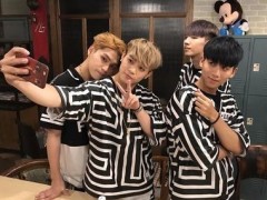 TOP1男子汉性感爆汗 成员谈肌肉养成秘诀