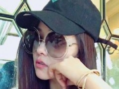 伊能静与儿子开心游美 不忘想念小米粒与“他”