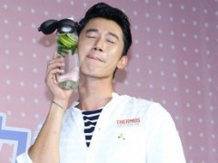女友“半强迫”硬塞 吴慷仁放闪羞认:她逼我喝