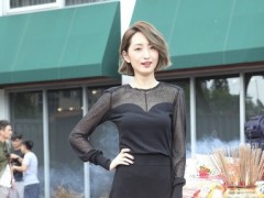 柯佳嬿认定坤达 婚事排时间表
