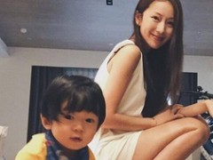 隋棠提醒手机辐射 老公竟自夸“超会生”