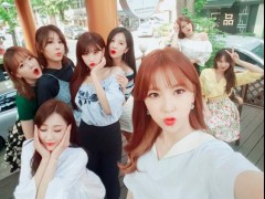 “长腿女团”Nine Muses旧成员到齐 玄雅闪婚大7岁CEO