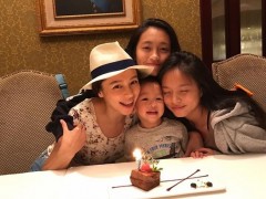 徐若瑄2继女颜值超高 同框合照竟有母女脸
