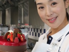 王静莹砸重金到巴黎苦学甜点 靠儿子鼓励打强心针