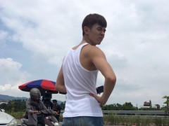 《我的男孩》张轩睿受伤 被钢条割伤血溅片场